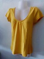 WE : geel t-shirt diepe halsuitsnijding , maat XS, Vêtements | Femmes, T-shirts, Manches courtes, WE, Comme neuf, Taille 34 (XS) ou plus petite
