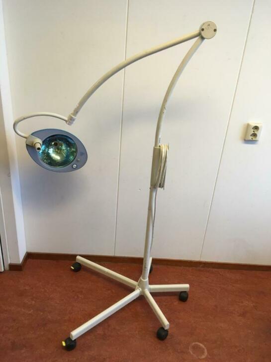 Hanulux bleu 30 verrijdbare onderzoekslampen voor onderdelen, Diversen, Braces