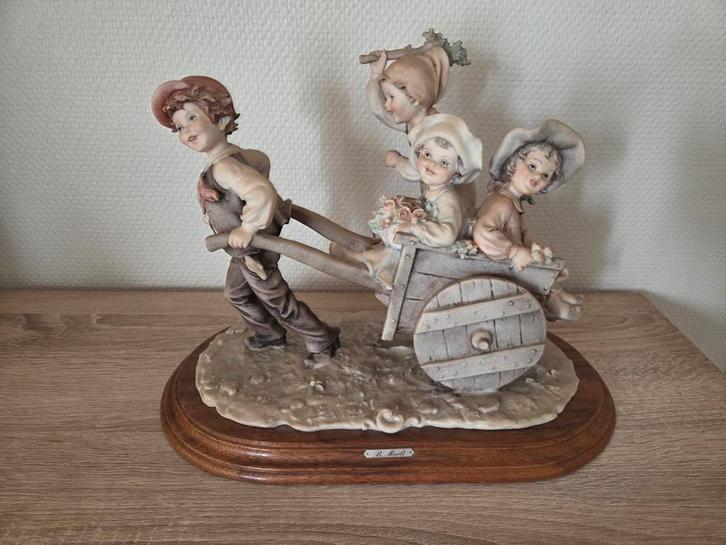 Capodimonti, B. Merli beeld, gestempeld.(Blankenberge), Verzamelen, Beelden en Beeldjes, Zo goed als nieuw, Mens, Ophalen of Verzenden