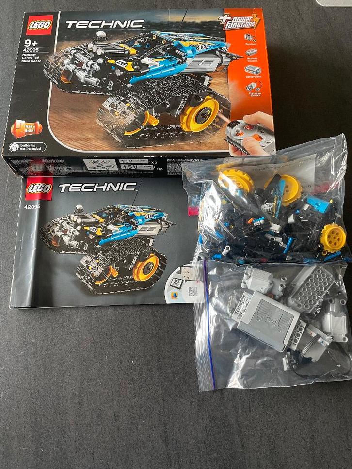 LEGO Technic 42095 RC stunt racer, Enfants & Bébés, Jouets | Duplo & Lego, Utilisé, Lego, Ensemble complet, Enlèvement