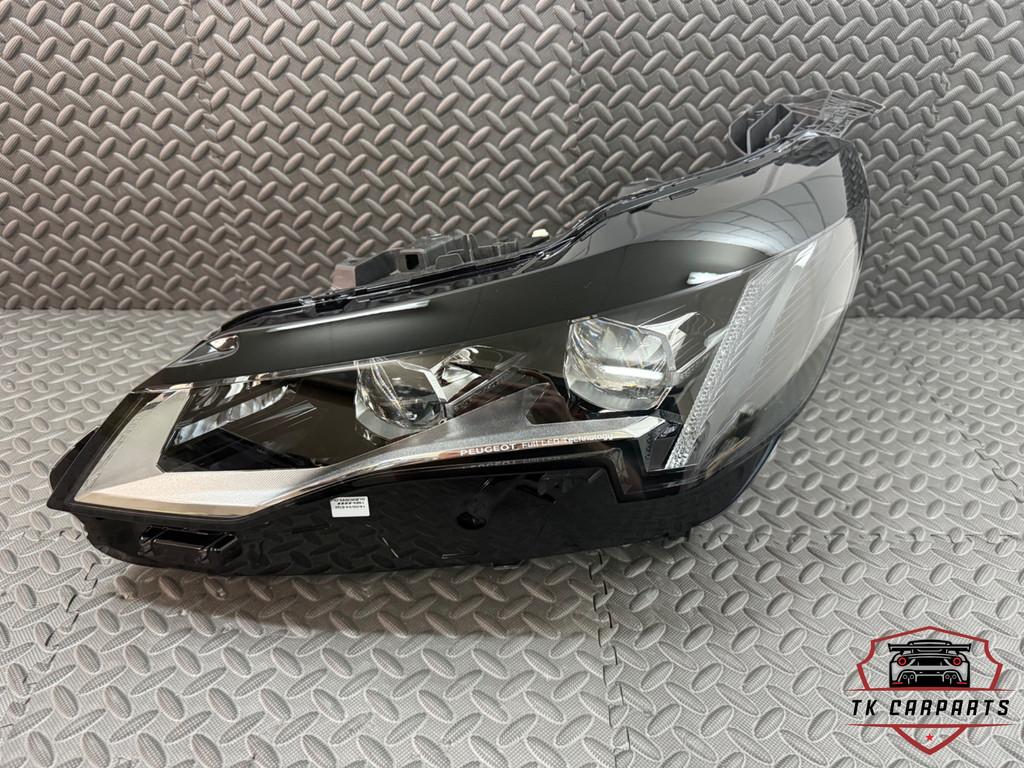 Nouvelle Peugeot 3008/5008 II technologie full led gauche, Contact.group@renault.com, Stellantis N.V., Peugeot, Neuf