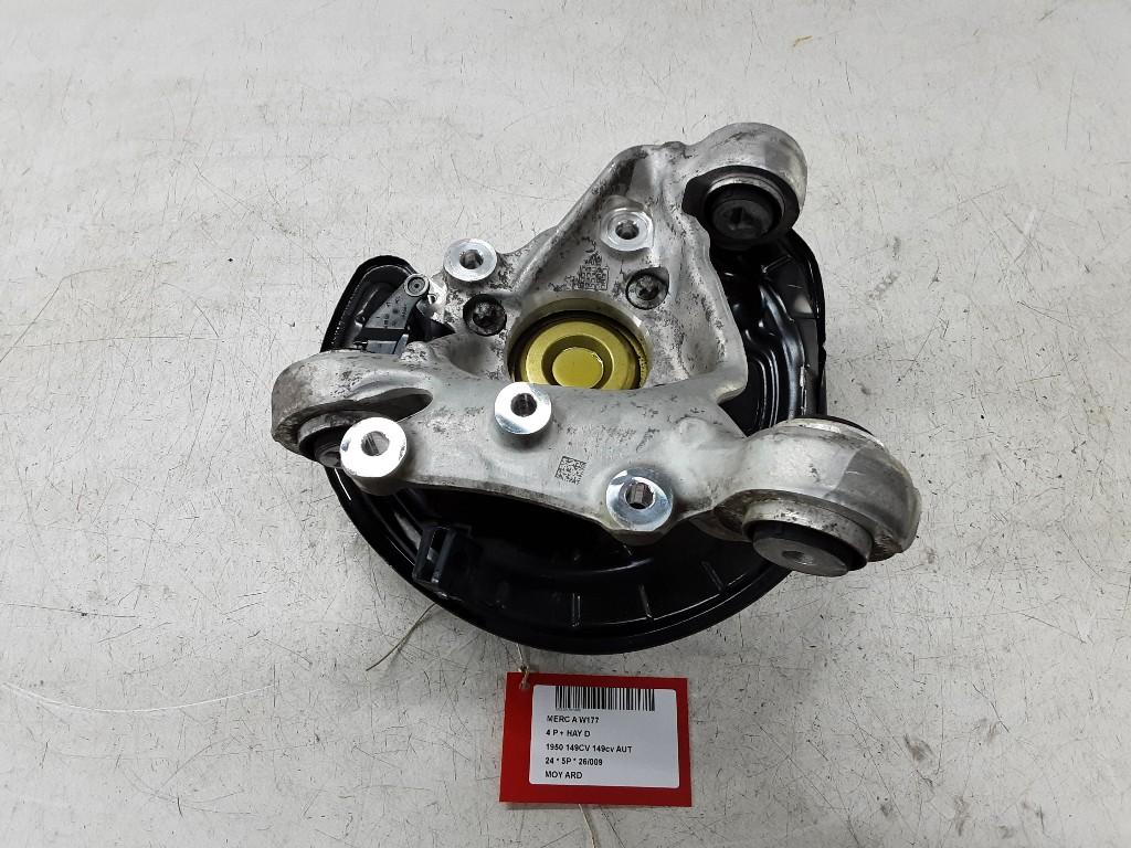 MOYEU DE ROUE ARRIÈRE DROIT A (177.0) (2470400), Mercedes-Benz, Mevr. I. Hauben, Utilisé, Rue de l'Espoir 34 34
4030  GRIVEGNÉE, BE