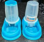 2 Distributeurs eau et croquettes 1.5L Tom&Co, Utilisé