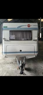 Caravane burstner holiday, Caravanes & Camping, Caravanes, Jusqu'à 4, Coin salon convertible, 5 à 6 mètres, Particulier