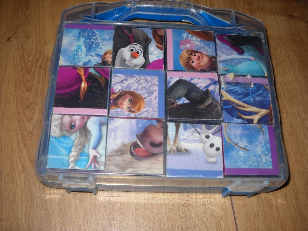 plastic blokken frozen € 1,00, Ophalen, Gebruikt