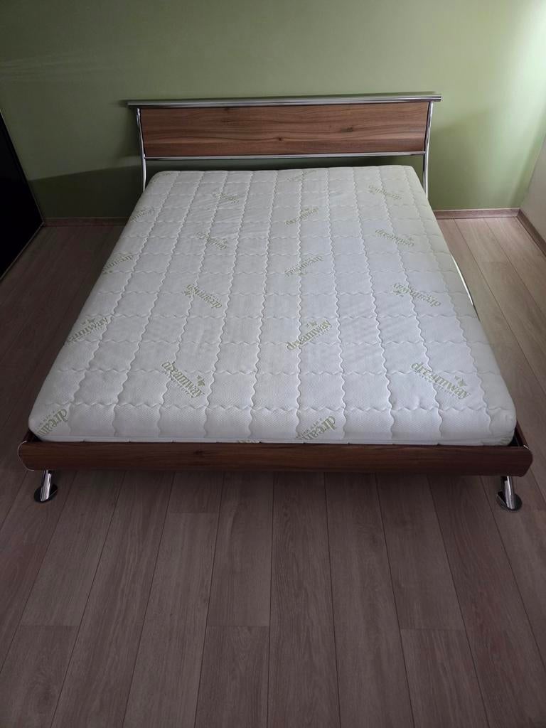 Lit 160x200cm en bois/alu et sommier, Maison & Meubles, Chambre à coucher | Lits, Bois, 200 cm