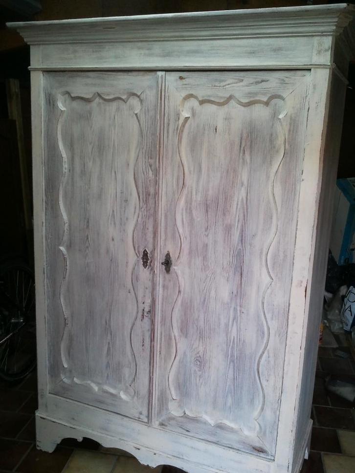 Très belle armoire ancienne, cérusé blanc., Maison & Meubles, Armoires | Casiers, Utilisé, Enlèvement