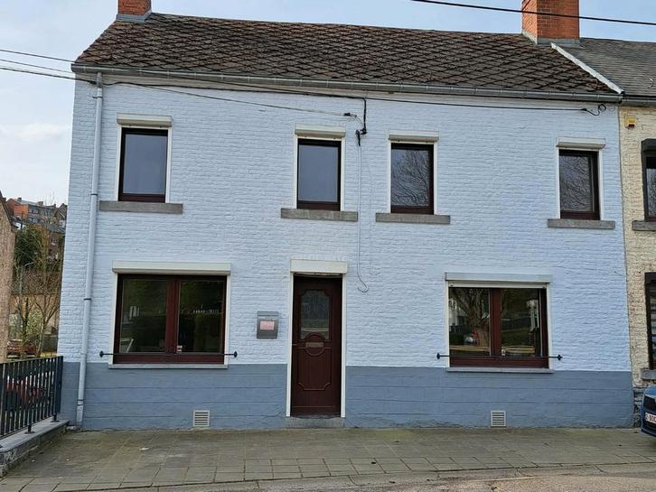 Maison 3 façades - Walcourt, Immo, Appartements & Studios à louer