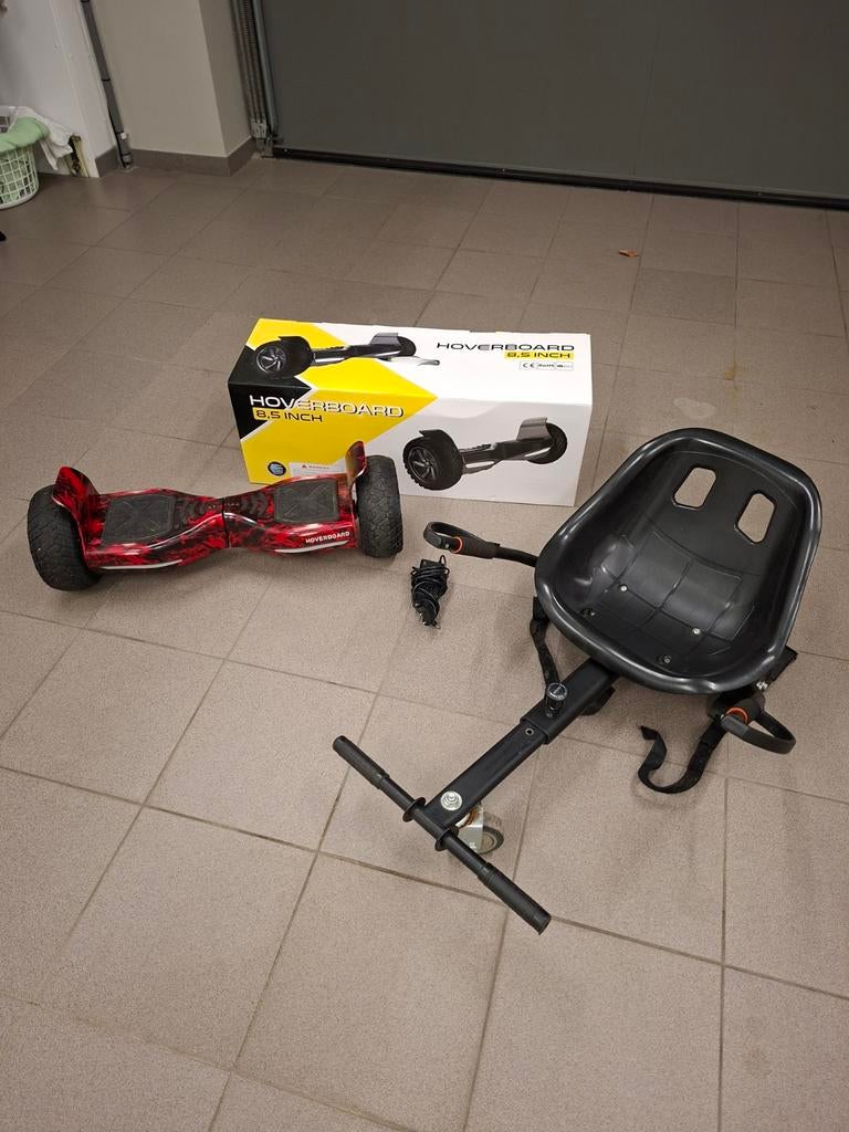 Hoverboard 8,5 inch offroad met kart en oplader., Ophalen