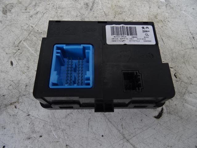 UNITE ELECTRONIQUE Peugeot 308 (L3 / L8 / LB / LH / LP), Autos : Pièces & Accessoires, Électronique & Câbles, Peugeot, Utilisé