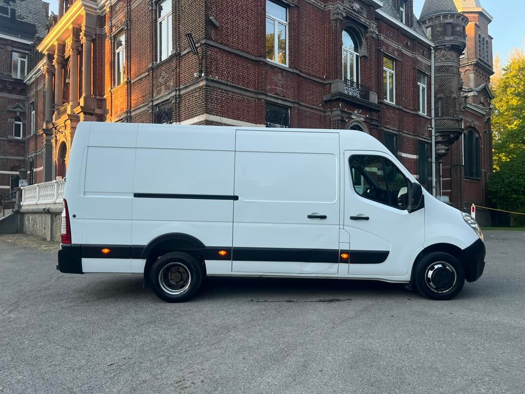 Opel movano 2.3 dci l4h2 roue jumelé *130.000 km * euro6 ct, Autos, Camionnettes & Utilitaires, Achat, Euro 6, 3 places, Boîte manuelle