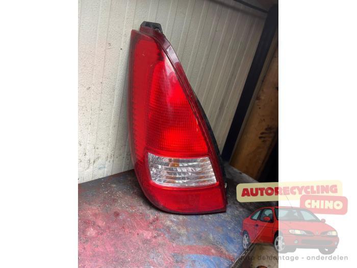 Achterlicht links van een Suzuki Liana, Gebruikt, -, -, Ophalen of Verzenden