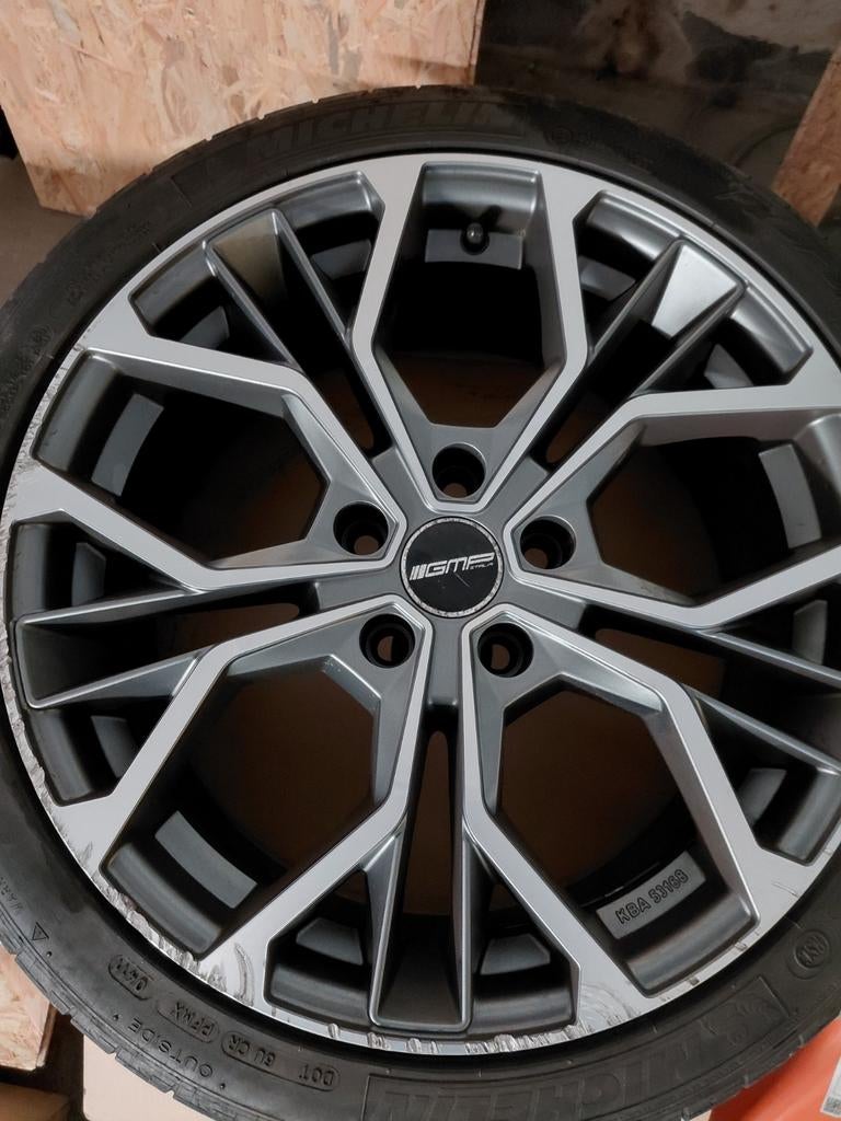 5Jantes 18 225/40/r18 2 avec plat et griffes, Autos : Pièces & Accessoires, Pneus & Jantes, Enlèvement, Jante(s)