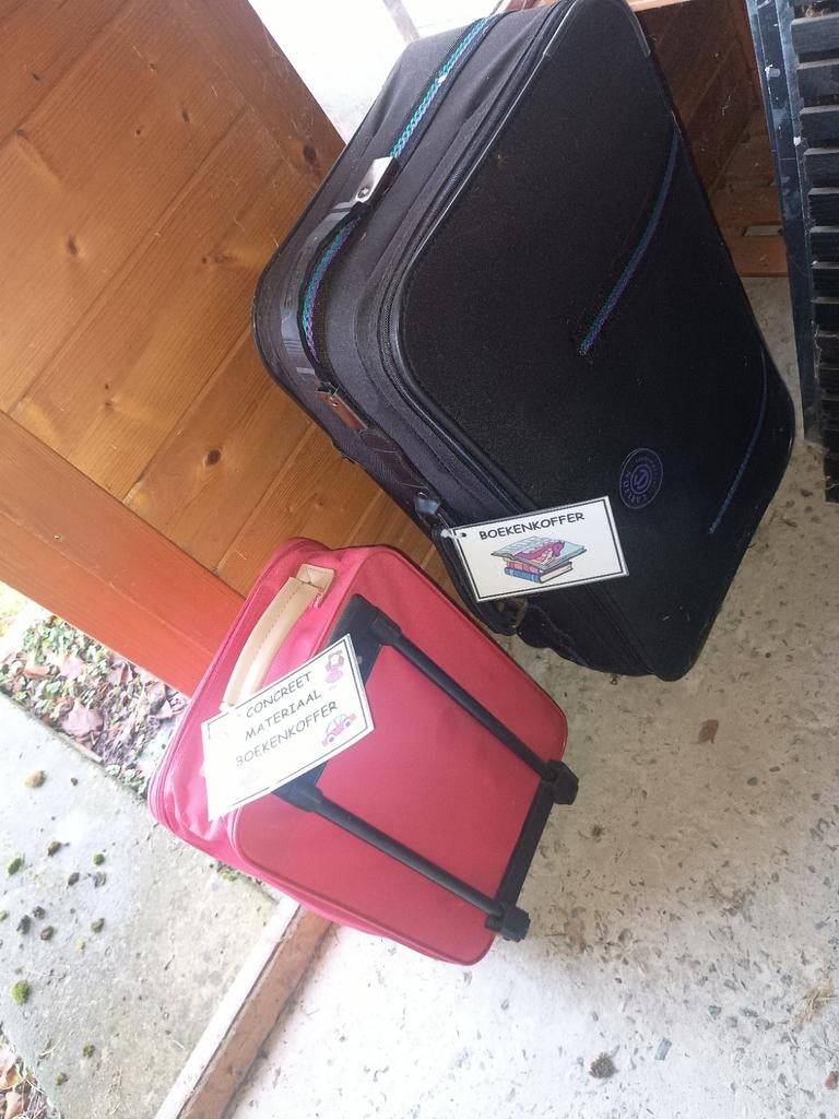 Kleuteronderwijs Boekenkoffer Koffer + concrete materialen, Diversen, Schoolbenodigdheden, Ophalen