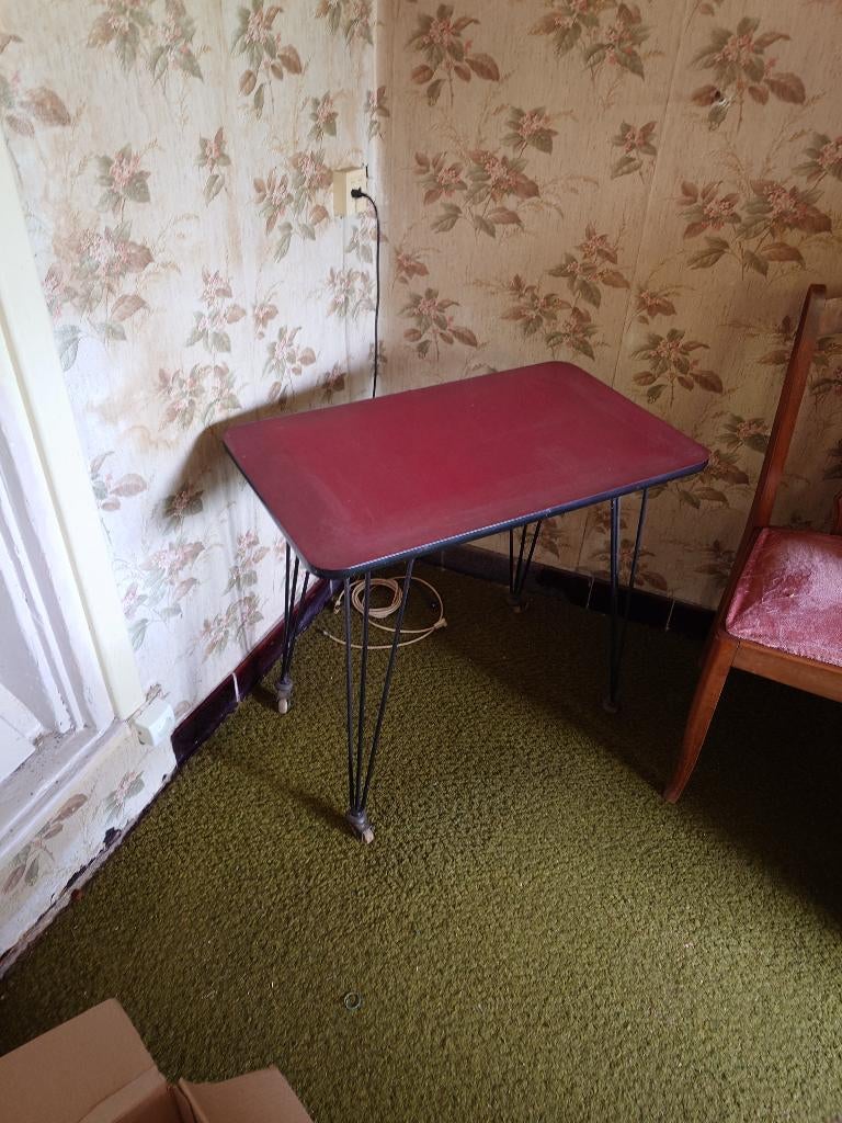 Vintage formica bijzettafel op wieltjes - rood, Ophalen