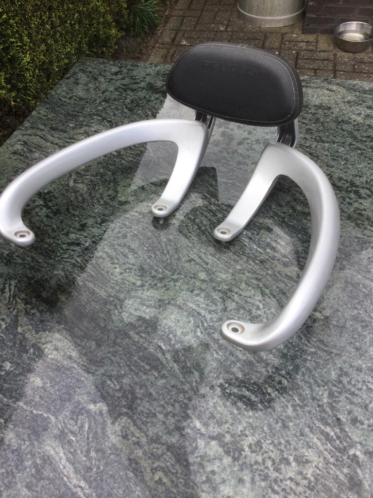 Sissybar orgineel peugeot Django, Ophalen, Gebruikt