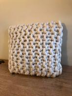 Coussin noué en laine de Maisons du Monde, Enlèvement ou Envoi, Comme neuf, Carré