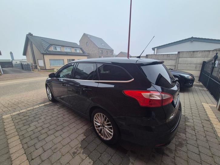 Ford focus, Auto's, Ford, Particulier, Focus, Diesel, Euro 5, Break, 5 deurs, Handgeschakeld, Zwart, Zwart, Stof, Ophalen