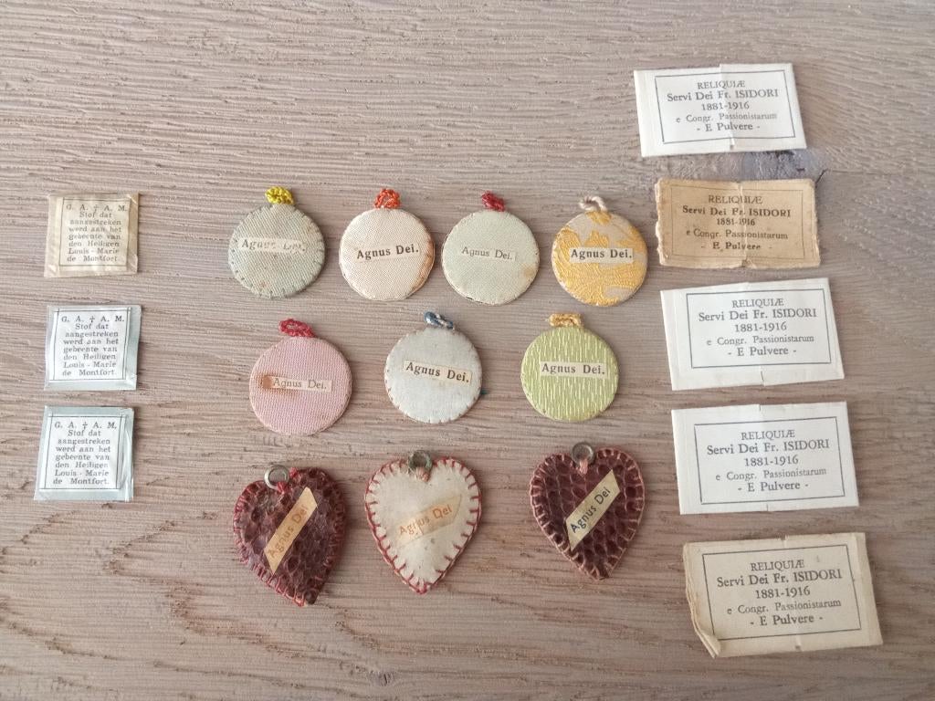 Relikwie Servi dei Fr Isidori 1881 - 1916., Ophalen of Verzenden, Gebruikt, Christendom | Katholiek
