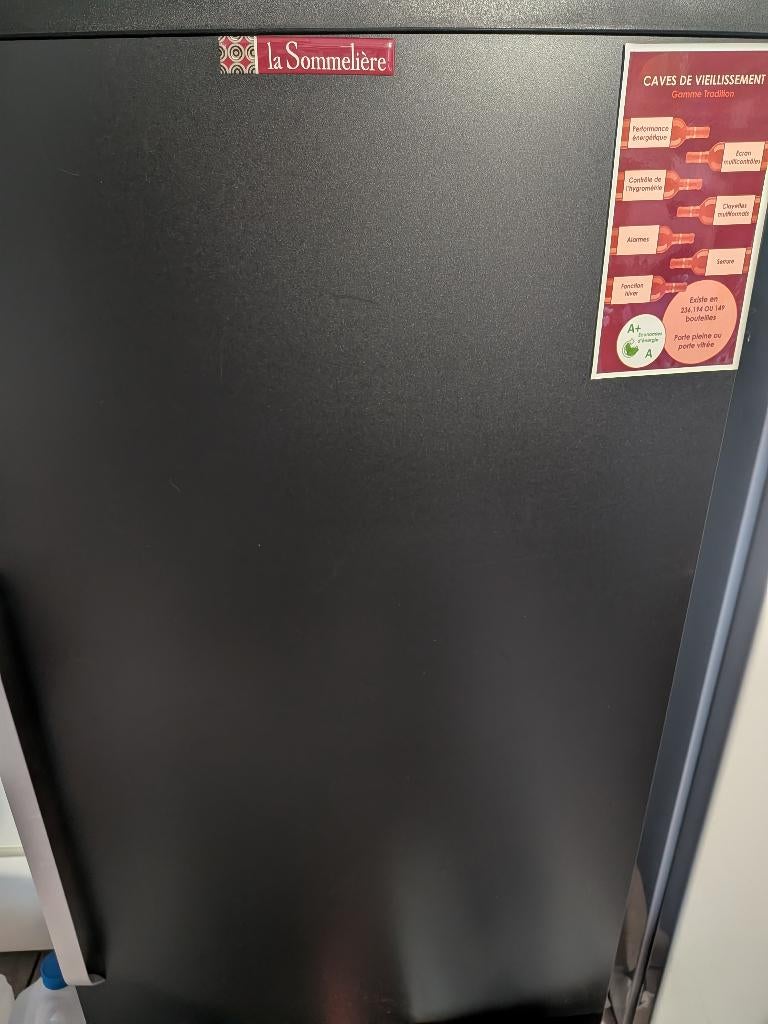 Cave a vin de garde, Enlèvement