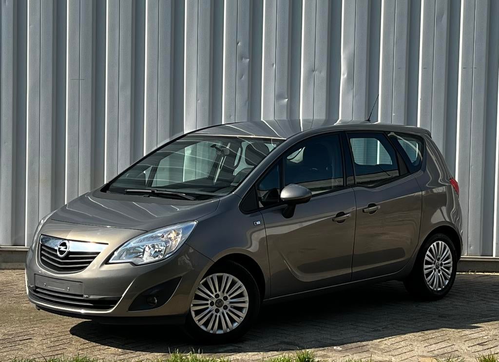 - Opel Meriva - 1.4 Essence - 165 000 km - Clima - PDC -, 144 g/km, Achat, Entreprise, Boîte manuelle
