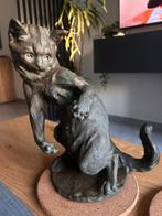 Bronzen kattenbeeld van 5,3 kg — prachtige oude patina, Ophalen of Verzenden, 20 - 50 cm, Beeld, Gepatineerd