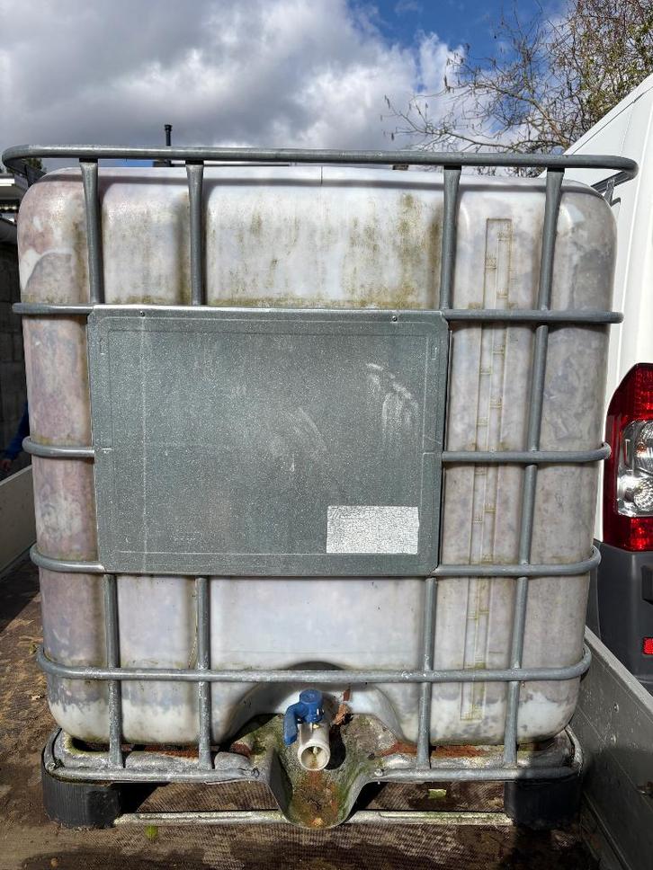 Baril de récupération d’eau de pluie 1000L, Jardin & Terrasse, Barils de pluie, Utilisé, 150 litres ou plus, Avec robinet, Enlèvement