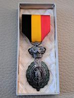 Officieel ereteken van de arbeid 2de klasse, Verzenden, Zilver