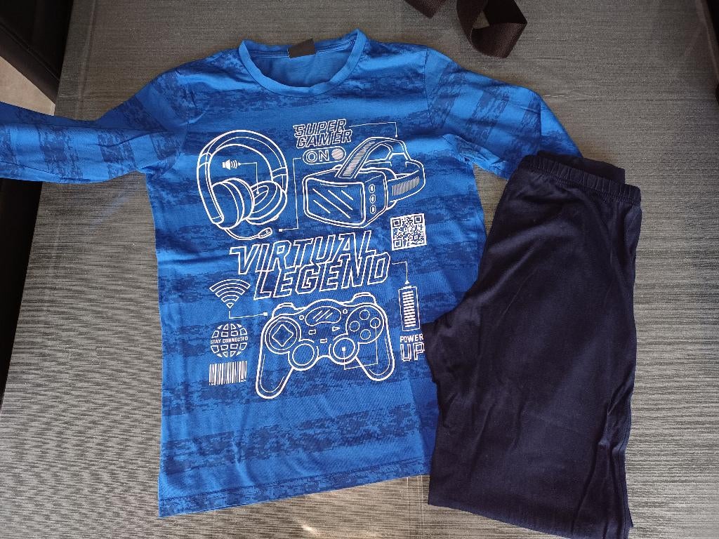 Pyjama 164, Kinderen en Baby's, Kinderkleding | Maat 164, Ophalen of Verzenden, Zo goed als nieuw, Jongen, Nacht- of Onderkleding