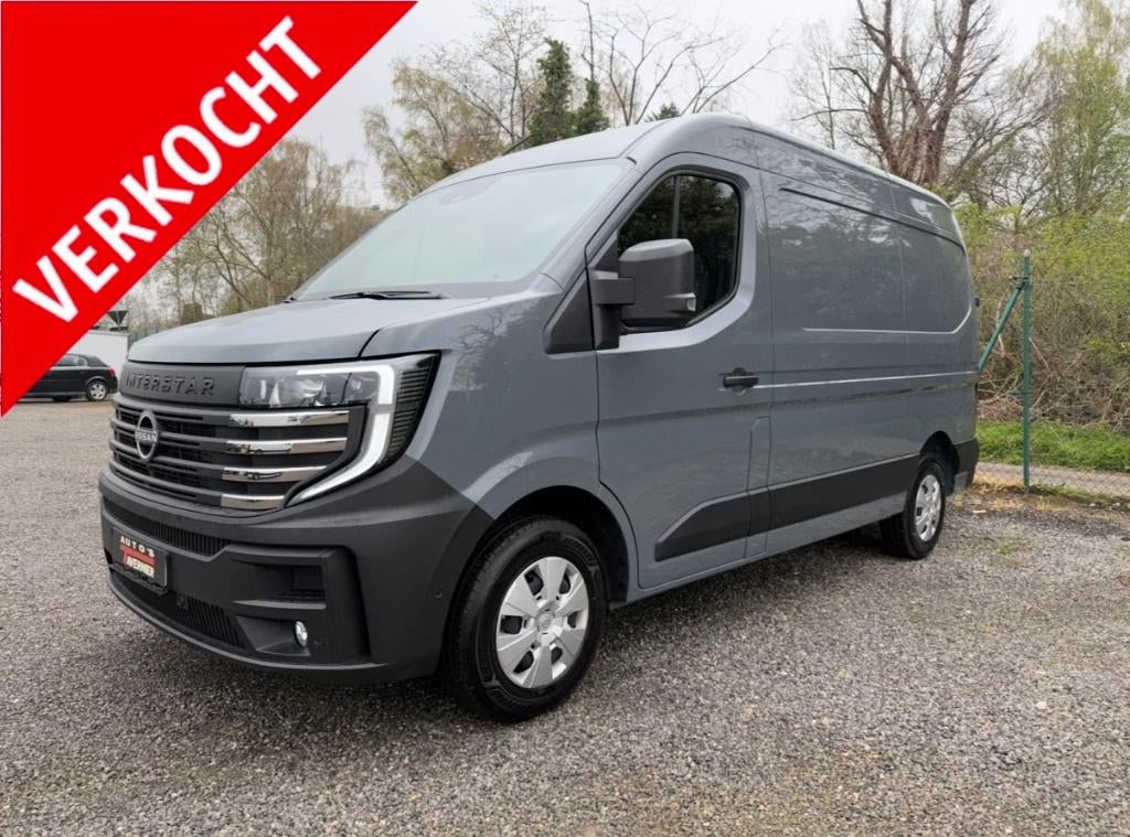 Nissan Interstar 2.0 // L2 H2 // 136 Pk // Carplay // Camera, Auto's, Voorwielaandrijving, Stof, 5 deurs, Zilver of Grijs