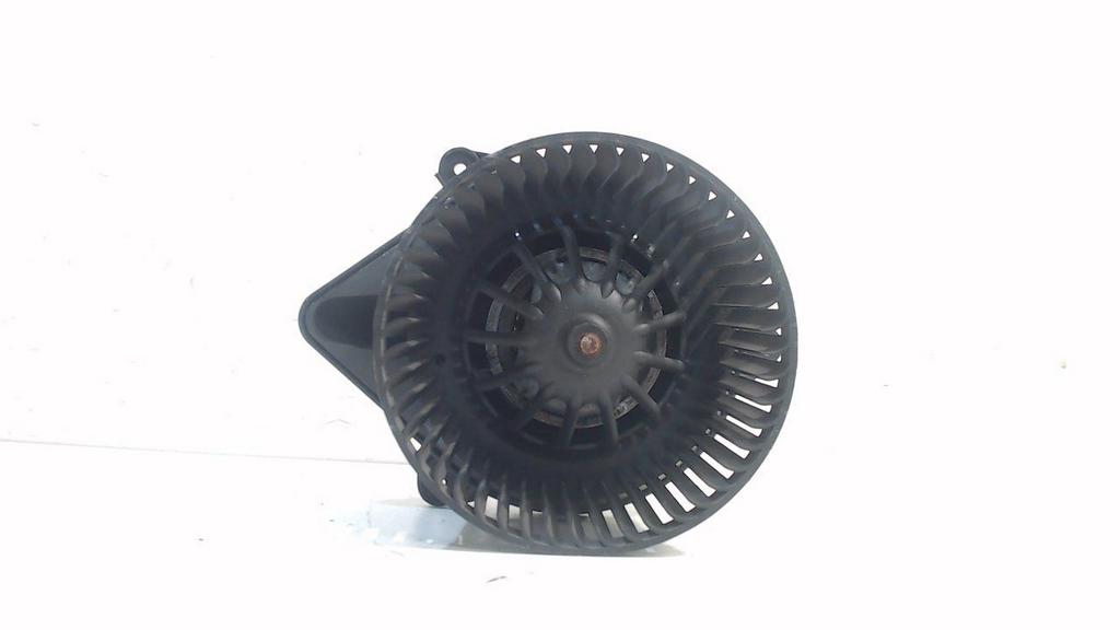 Kachel ventilator motor Renault Trafic, Onderdelen@venauto.nl, Van der Ven Autorecycling B.V., Gebruikt, Ettenseweg 76, 4706 PB Roosendaal, The Netherlands