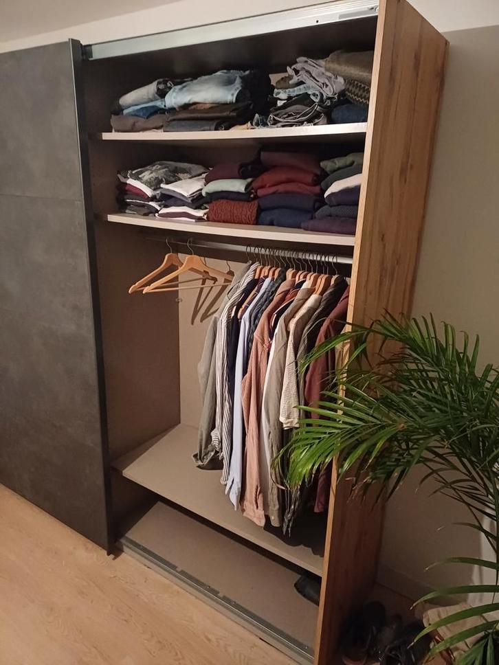 Kledingkast met schuifdeuren, Huis en Inrichting, Kasten | Kleerkasten, Ophalen