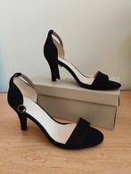Zwarte sandalen met hak, Ophalen of Verzenden, Zo goed als nieuw