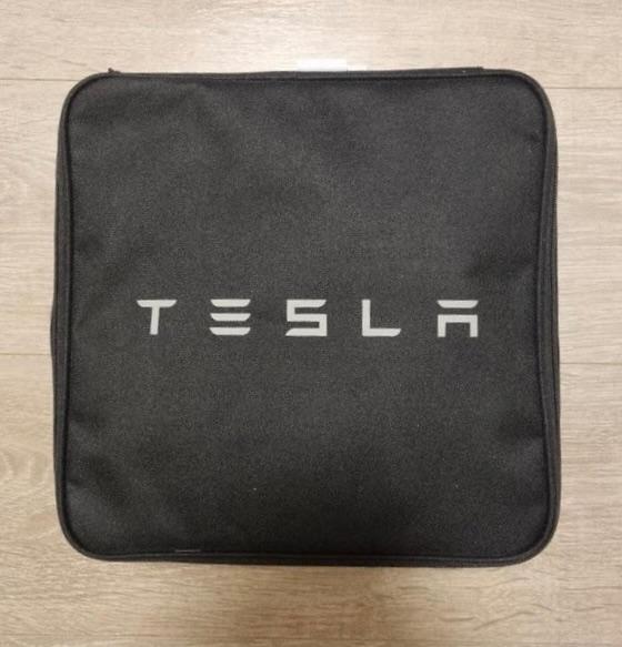 Nieuwe Tesla Mobile Connector Gen 2 - Type 2 - 230V, Autos : Divers, Bornes de recharge, Neuf, Borne de recharge et Câble de charge