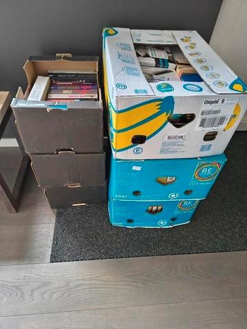Lot 150 boeken van allerlei genres -weg wegens verhuis  beschikbaar voor biedingen