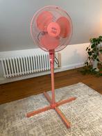 Roze staande ventilator, Ophalen, Zo goed als nieuw