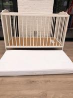 Babybed en matras, Ophalen, Zo goed als nieuw, Minder dan 140 cm, Matras
