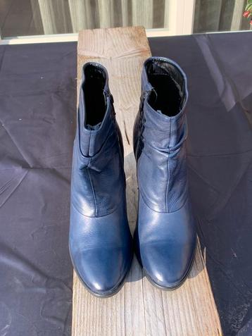 Blauwe lederen botjes, M40 beschikbaar voor biedingen