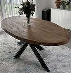 Grande table ovale en bois 8 personnes, Maison & Meubles, Tables | Tables à manger, Enlèvement, Ovale, Métal