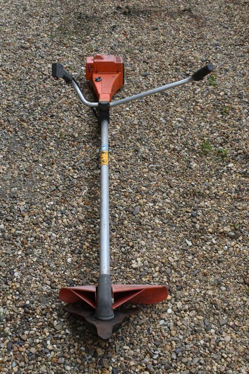 Husqvarna 240r bosmaaier, Tuin en Terras, Grastrimmers, Zo goed als nieuw, Ophalen of Verzenden