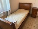 Lit une personne et matelas + table de nuit, Ophalen, Gebruikt