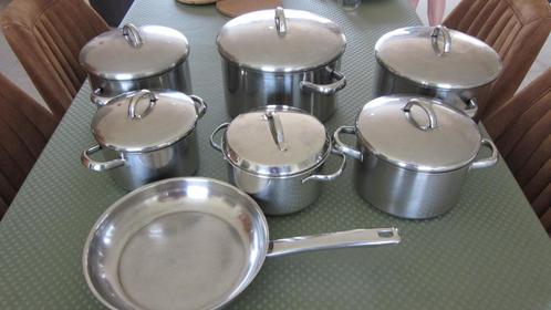 Set kookpotten en braadpan, Huis en Inrichting, Keuken | Potten en Pannen, Gebruikt, Inox, Ophalen