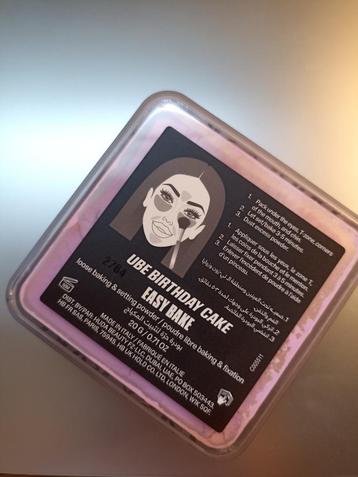 Huda Powder Ube Birthday  beschikbaar voor biedingen