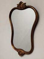 Zeer Mooi verguld houten barokke spiegel met organische vorm, Antiek en Kunst, Ophalen of Verzenden, Overige vormen, Minder dan 50 cm