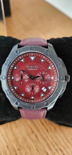 Montre Versace bordeaux, Cuir, Enlèvement ou Envoi, Neuf