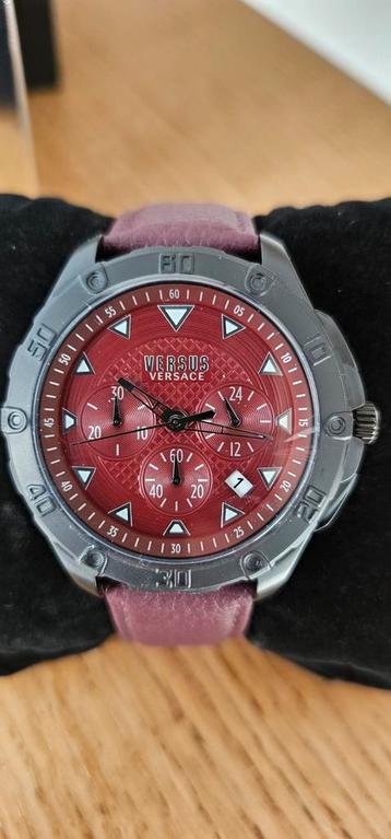 Montre Versace bordeaux