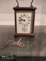 Horloge mécanique en émail joliment décoré à la main, Antiek en Kunst, Antiek | Klokken, Ophalen of Verzenden