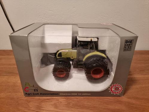 Claas Arez 657 ATZ Chartres 2006 Universal Hobbies, Hobby en Vrije tijd, Modelauto's | 1:32, Zo goed als nieuw, Tractor of Landbouw
