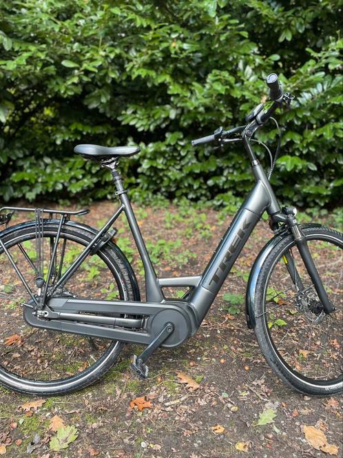 Trek district + 3 elektrische fiets, Fietsen en Brommers, Elektrische fietsen, Zo goed als nieuw, Ophalen