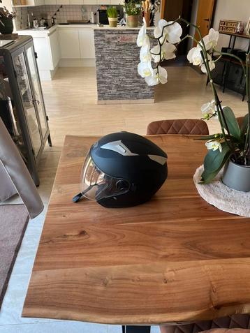 Moterhelm  beschikbaar voor biedingen